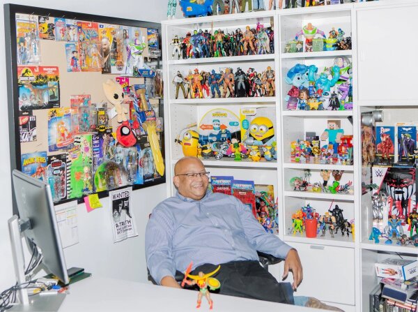 Ed Duncan ist der bei Mattel Verantwortliche fr Sun-Mans offizielle Einfhrung in die MotU-Toyline