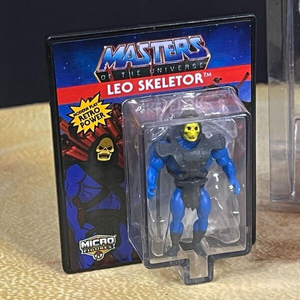 Als echtes Sahnestck fr MotU Vintage-Fans wei auch der kleine Leo Skeletor der Welt durchaus zu gefallen