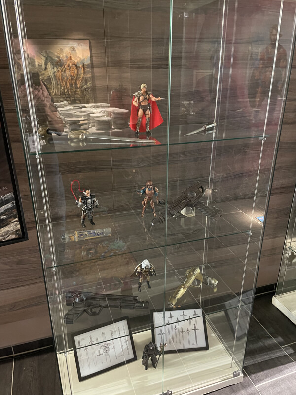 Martin Ruffer brachte einige original Movie-Props aus dem 1987er MotU-Realfilm mit