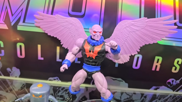 Origins Cartoon Collection Vultak auf der SDCC 2024